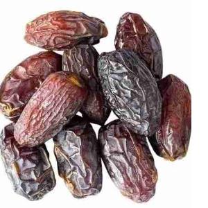 ISRAEL MEDJOUL DATES (per kg)