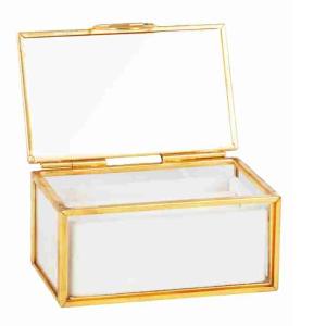 TRANSPARENT GLASS JEWELRY BOX