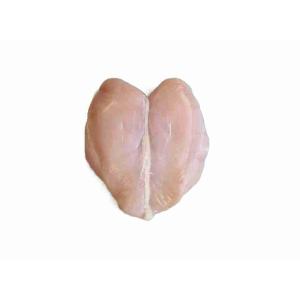 WHITE CHICKEN WHOLE BREAST VACUUM PACKED (per kg)