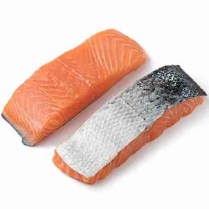 SALMON FILLET WITH SKIN PORTIONS (per kg)